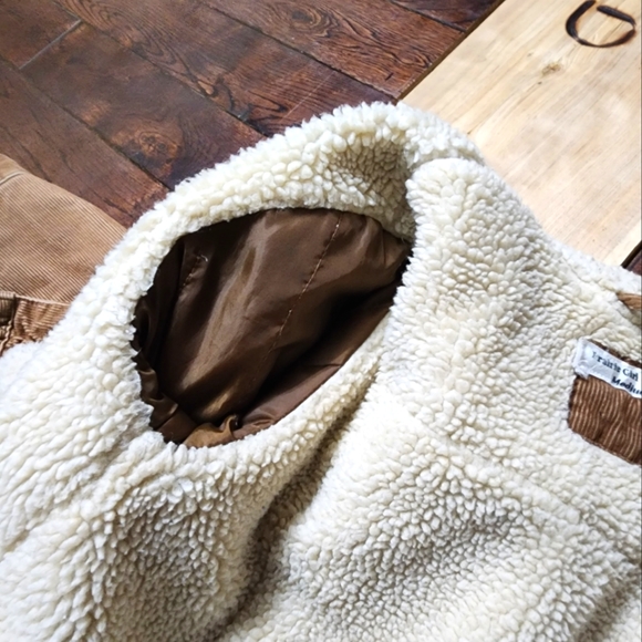 Cozy Sherpa Lined Corduroy Jacket - Girls sz 12 - Picture 5 of 9